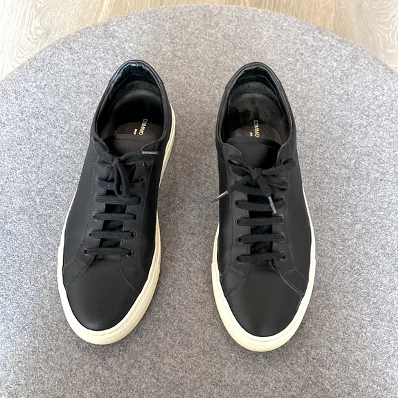 Common Projects Achilles Retro Low Black Leather Sneakers - Picture 3 of 9